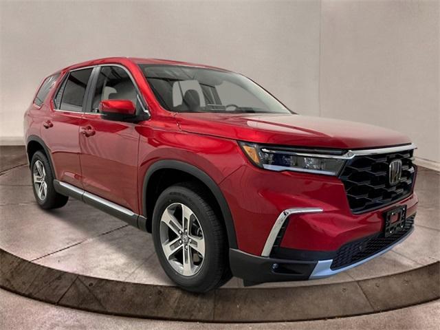 new 2025 Honda Pilot car, priced at $47,450