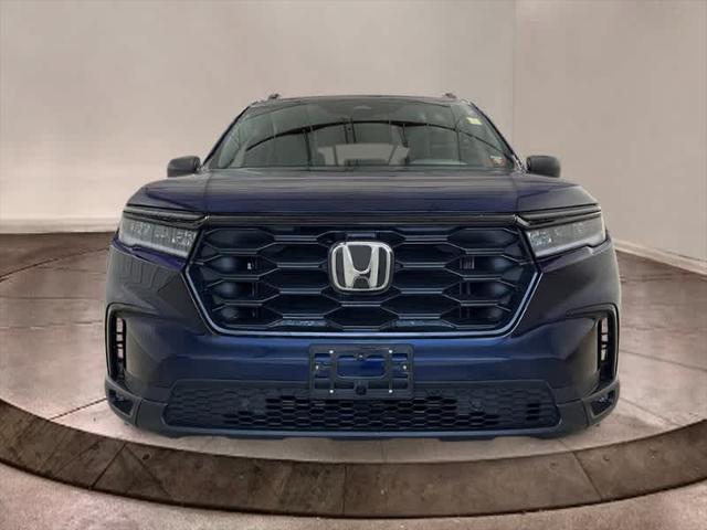 new 2025 Honda Pilot car, priced at $43,695