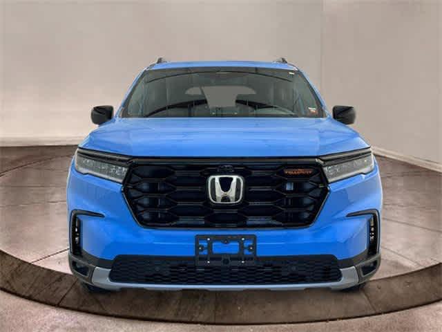new 2025 Honda Pilot car, priced at $51,250