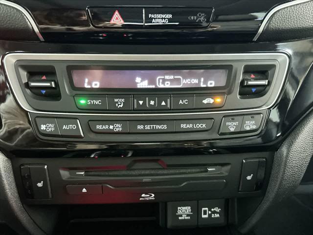 used 2021 Honda Pilot car, priced at $26,000