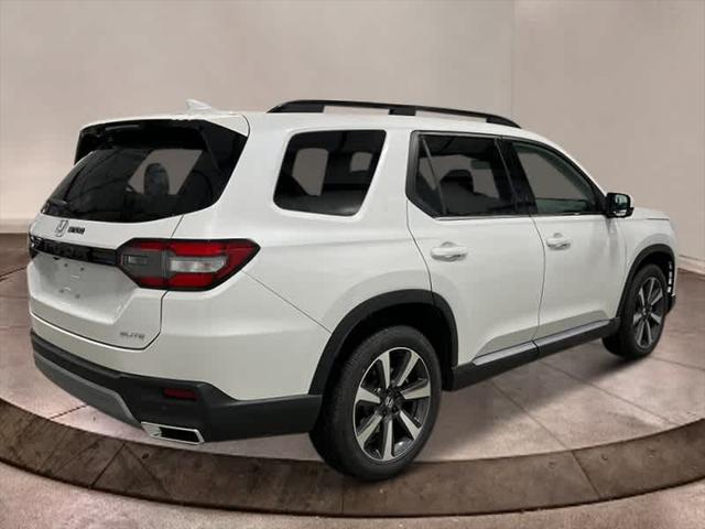new 2025 Honda Pilot car, priced at $54,985