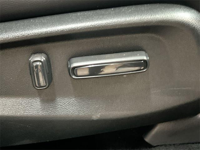 used 2022 Honda CR-V Hybrid car, priced at $33,900