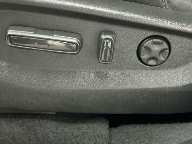 used 2022 Honda CR-V Hybrid car, priced at $33,900