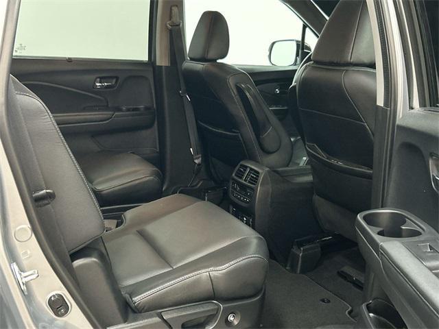 used 2022 Honda Pilot car, priced at $34,000