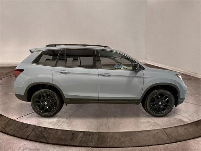 new 2025 Honda Passport car, priced at $50,320