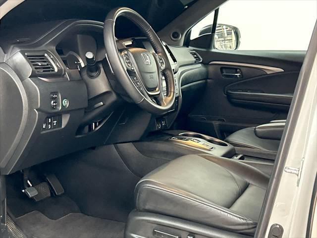 used 2022 Honda Ridgeline car, priced at $32,000