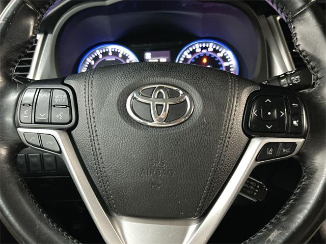 used 2018 Toyota Highlander car, priced at $22,500