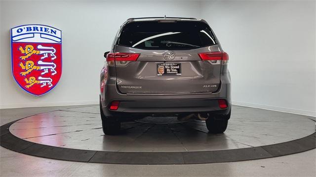 used 2018 Toyota Highlander car, priced at $22,500