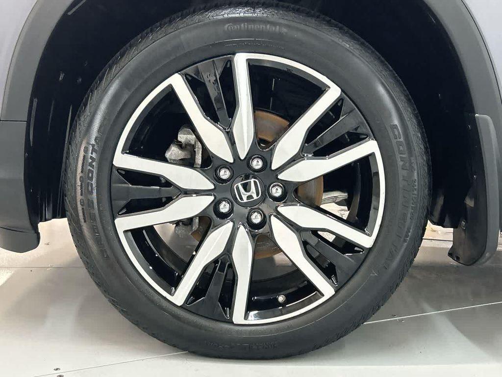 used 2022 Honda Pilot car, priced at $34,000