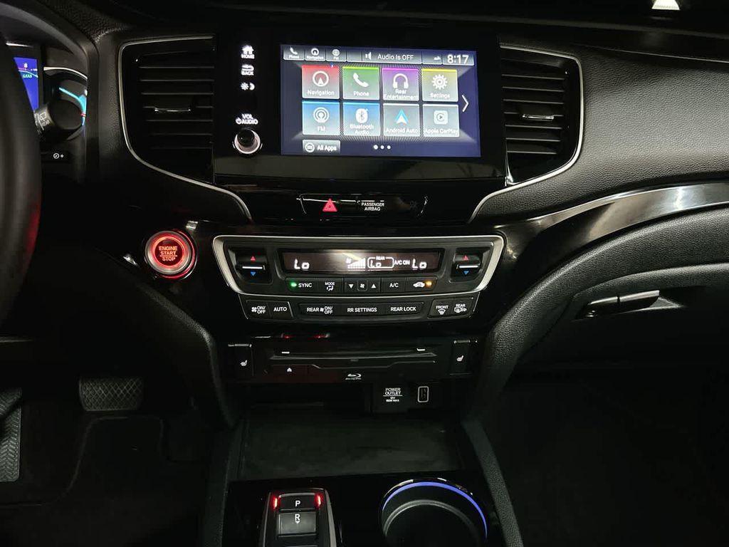 used 2022 Honda Pilot car, priced at $34,000