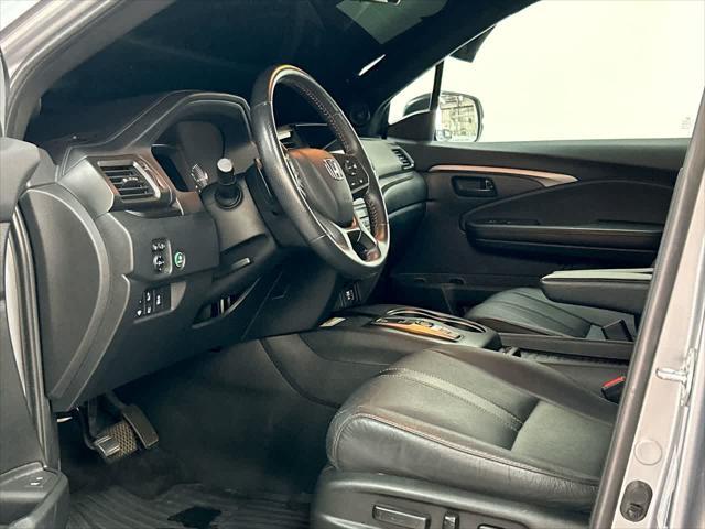 used 2022 Honda Passport car, priced at $33,000