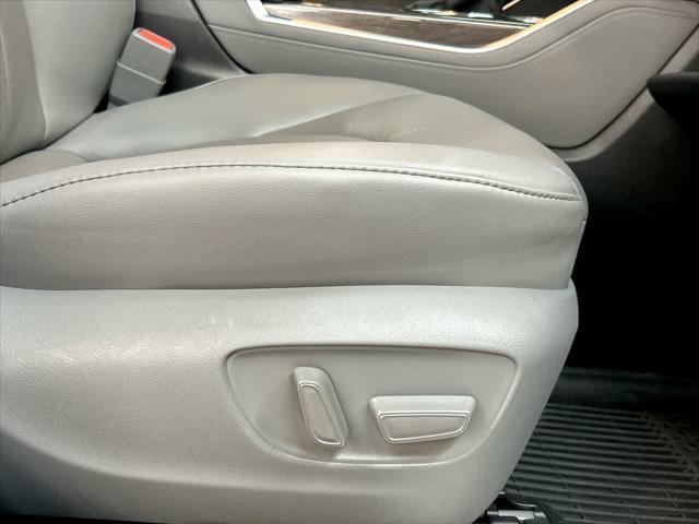 used 2023 Toyota Highlander Hybrid car, priced at $43,500