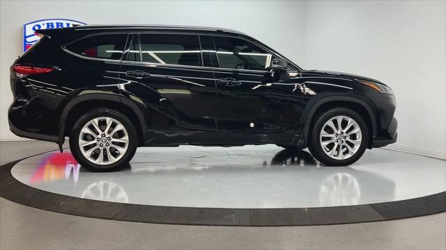 used 2023 Toyota Highlander Hybrid car, priced at $43,500