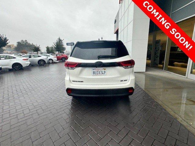 used 2019 Toyota Highlander car, priced at $32,900