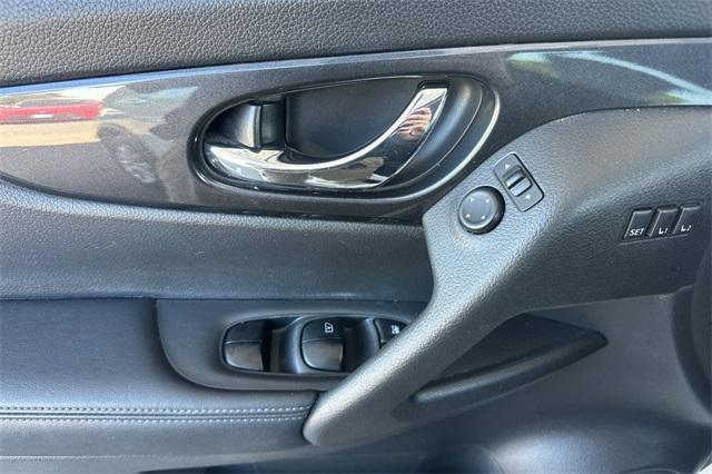 used 2018 Nissan Rogue car, priced at $15,992