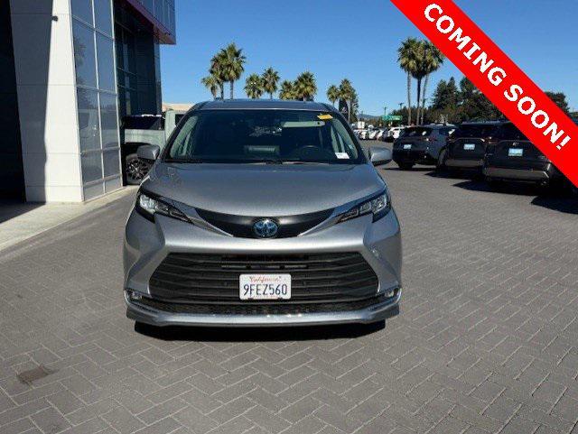used 2023 Toyota Sienna car, priced at $39,900