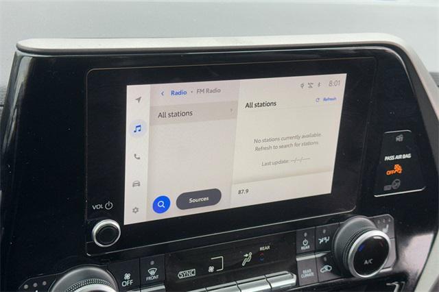 used 2023 Toyota Highlander car, priced at $31,993