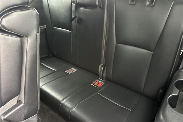 used 2023 Toyota Highlander car, priced at $31,993