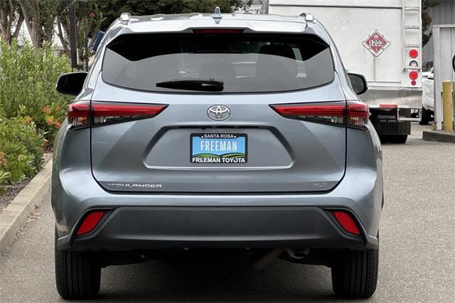 used 2023 Toyota Highlander car, priced at $31,993