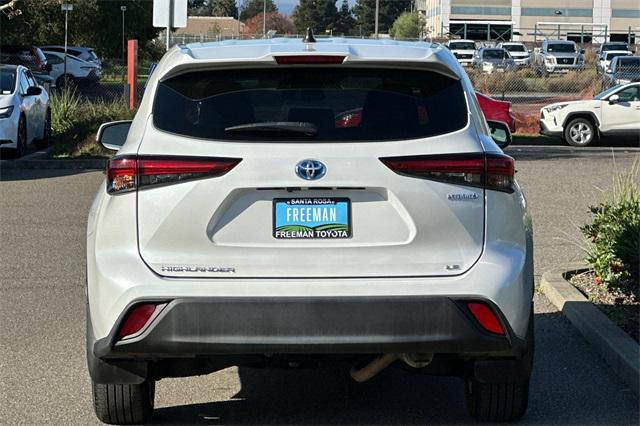 used 2023 Toyota Highlander Hybrid car, priced at $29,992