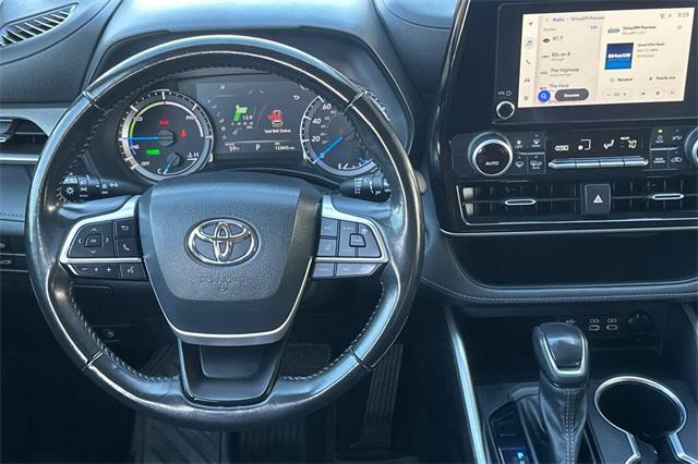 used 2023 Toyota Highlander Hybrid car, priced at $29,992