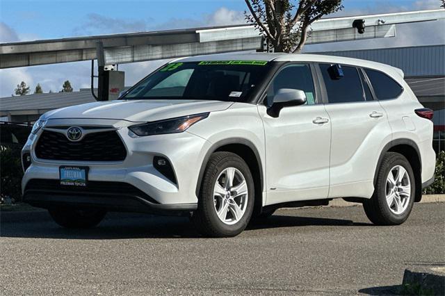 used 2023 Toyota Highlander Hybrid car, priced at $29,992