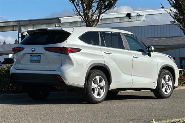 used 2023 Toyota Highlander Hybrid car, priced at $29,992