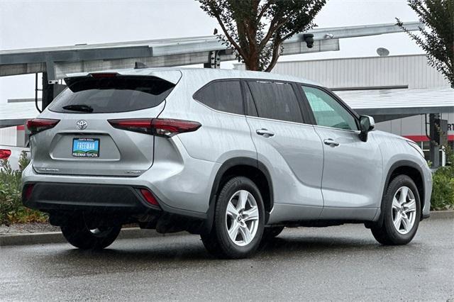 used 2024 Toyota Highlander car, priced at $36,992