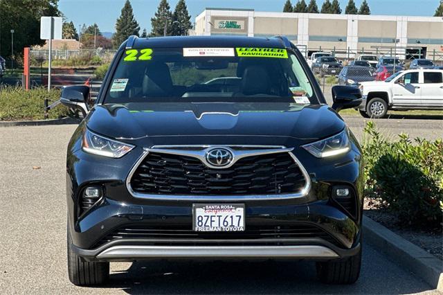 used 2022 Toyota Highlander car, priced at $40,693