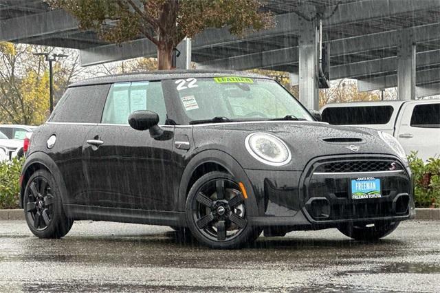 used 2022 MINI Hardtop car, priced at $26,444