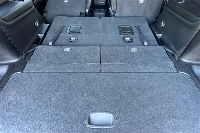 used 2024 Jeep Grand Cherokee L car, priced at $41,592