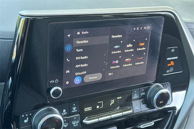 used 2023 Toyota Highlander car, priced at $32,896