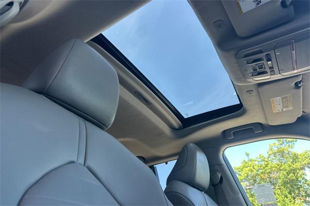 used 2023 Toyota Highlander car, priced at $32,896