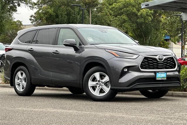 used 2024 Toyota Highlander car, priced at $36,594