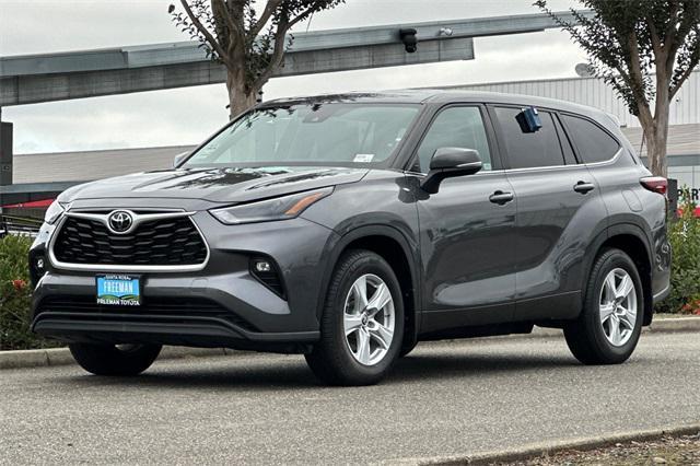 used 2024 Toyota Highlander car, priced at $36,594