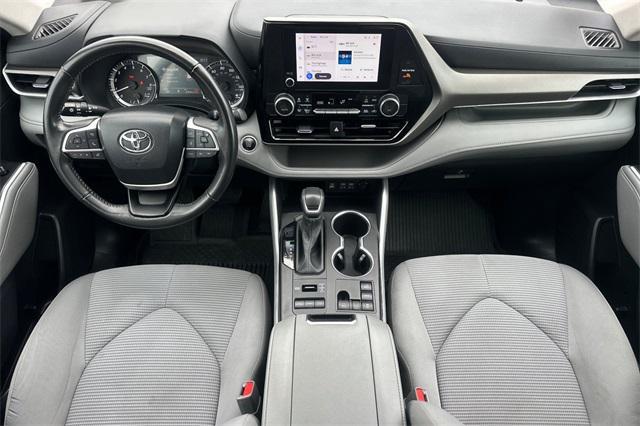 used 2024 Toyota Highlander car, priced at $36,594