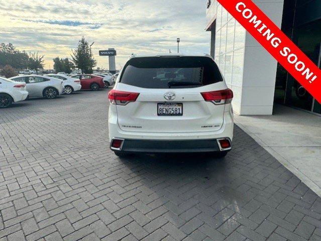 used 2018 Toyota Highlander car, priced at $27,900