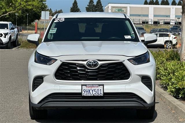 used 2023 Toyota Highlander car, priced at $32,993