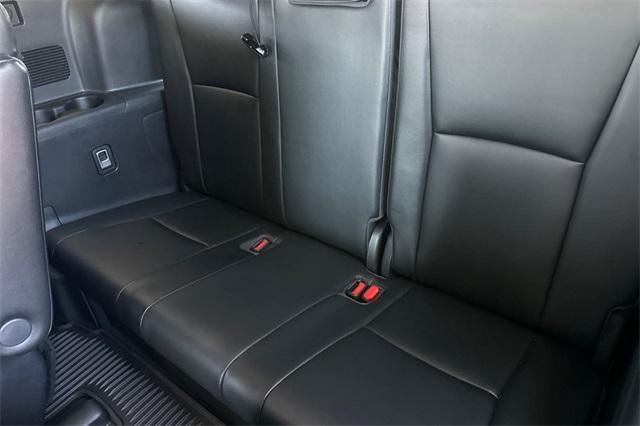 used 2023 Toyota Highlander car, priced at $34,596