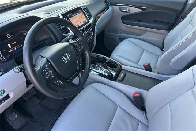 used 2016 Honda Pilot car, priced at $19,594