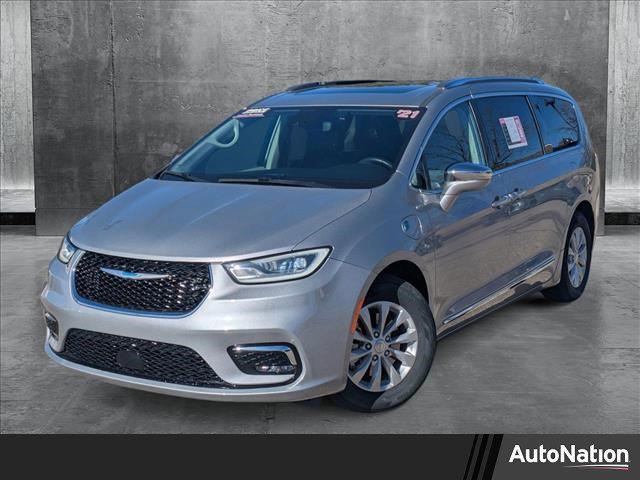 used 2021 Chrysler Pacifica Hybrid car, priced at $27,000