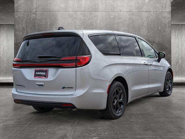 new 2023 Chrysler Pacifica Hybrid car, priced at $46,229
