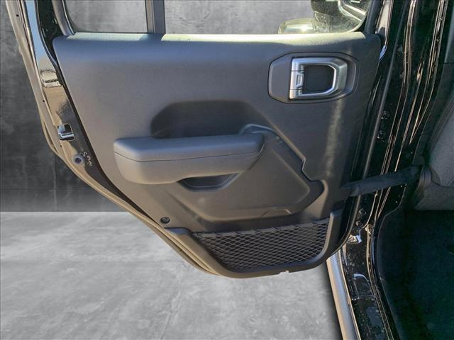 new 2025 Jeep Gladiator car, priced at $44,534