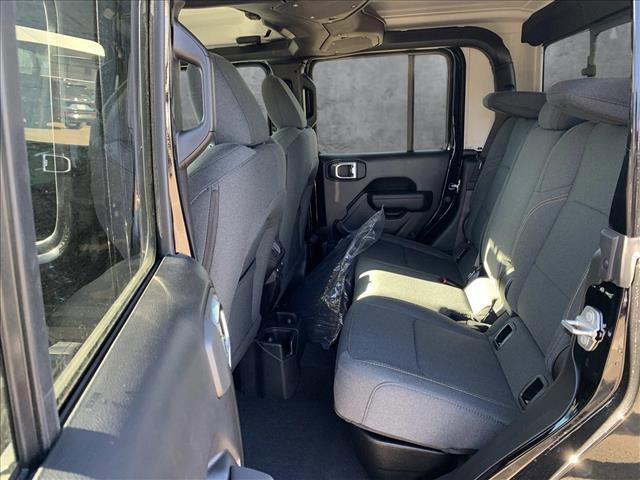 new 2025 Jeep Gladiator car, priced at $44,534