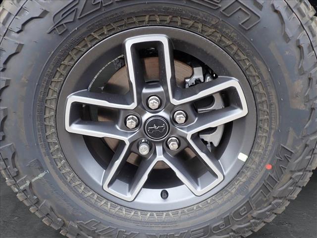 new 2025 Jeep Gladiator car, priced at $55,933