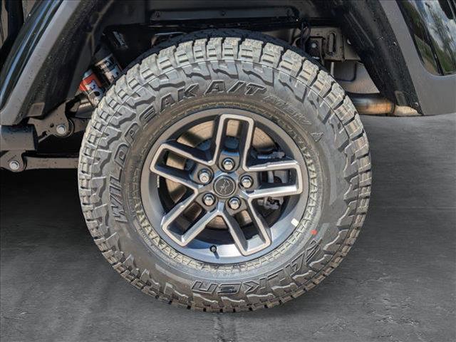new 2025 Jeep Gladiator car, priced at $55,933