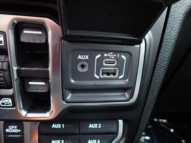 new 2025 Jeep Gladiator car, priced at $55,545
