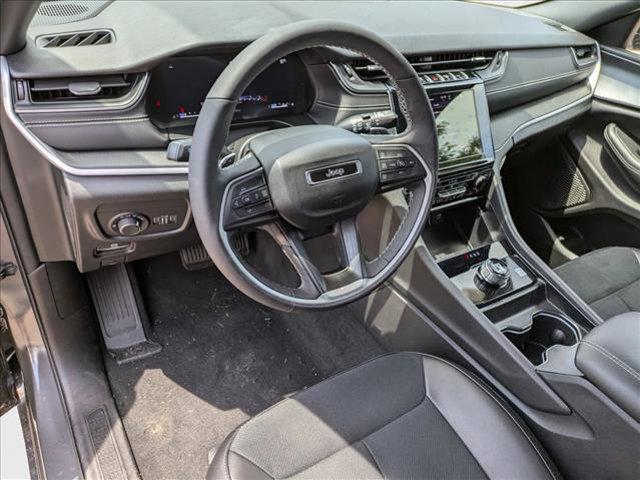 new 2024 Jeep Grand Cherokee car, priced at $45,195