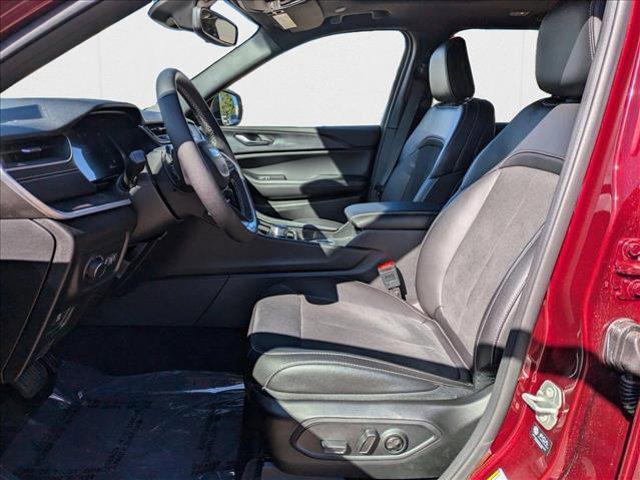 new 2024 Jeep Grand Cherokee car, priced at $45,687