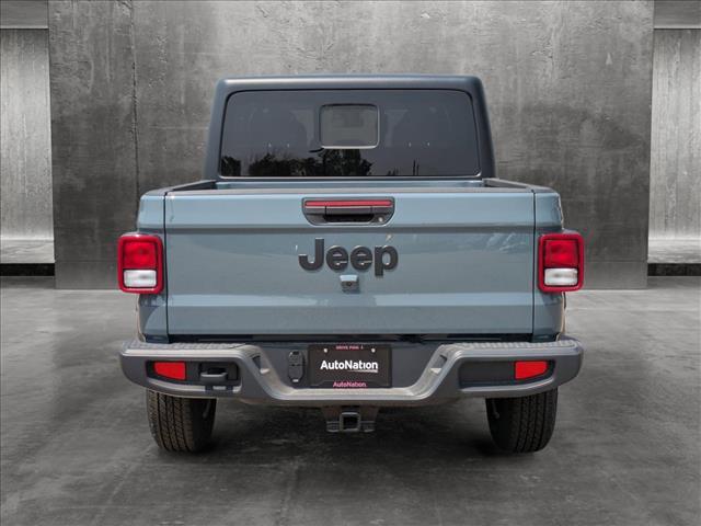 new 2024 Jeep Gladiator car, priced at $43,378